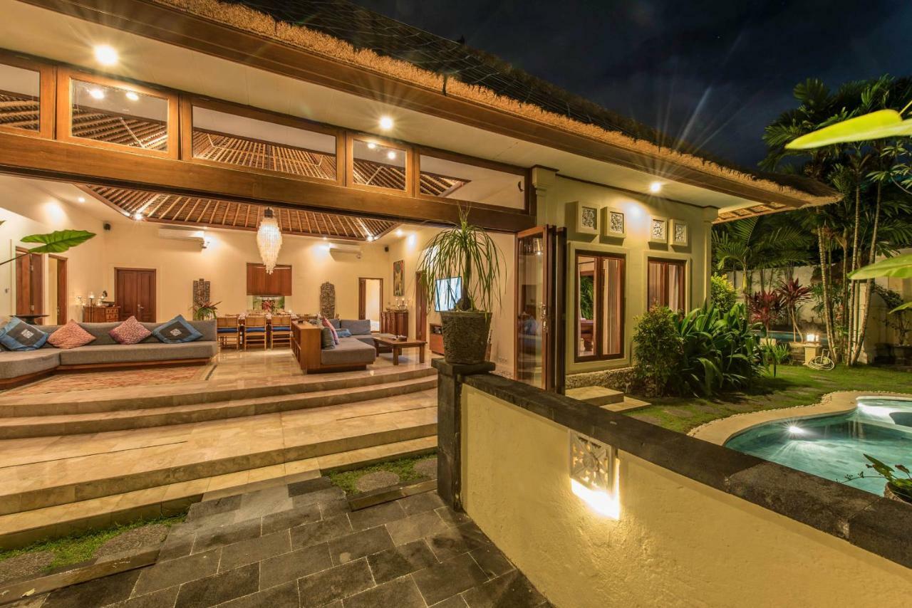Kupu Kupu * Seminyak (Bali)